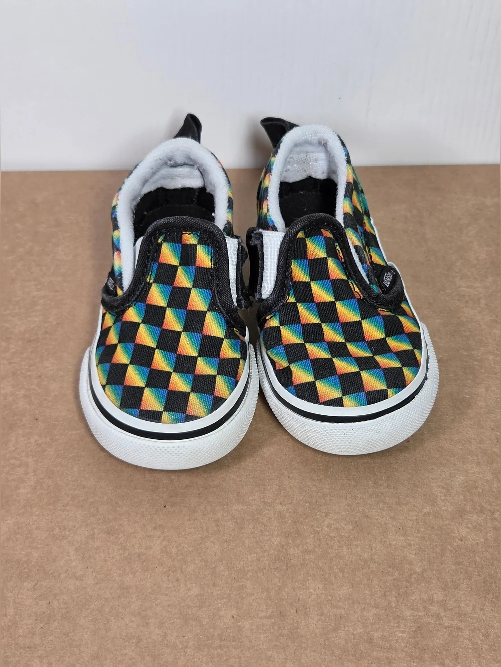 Vans Toddler Slip On V Gradient Rainbow/Check black Shoes Sz 4